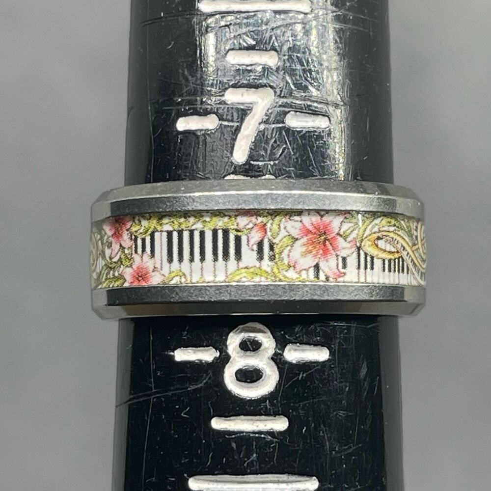 Music Lover Floral Keyboard Piano Treble Clef Stainless Steel Band Ring Size 7.5 - Picture 8 of 8
